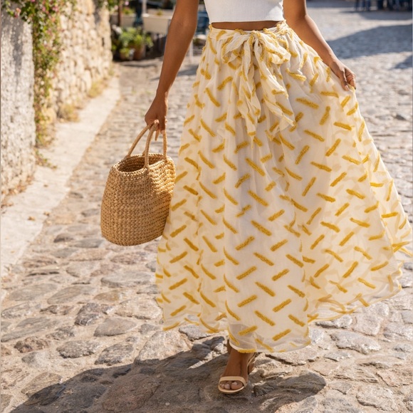 Daniel Rainn Dresses & Skirts - Daniel Rainn Anthropologie Cream & Mustard Embroidered Maxi Skirt Tie Waist
